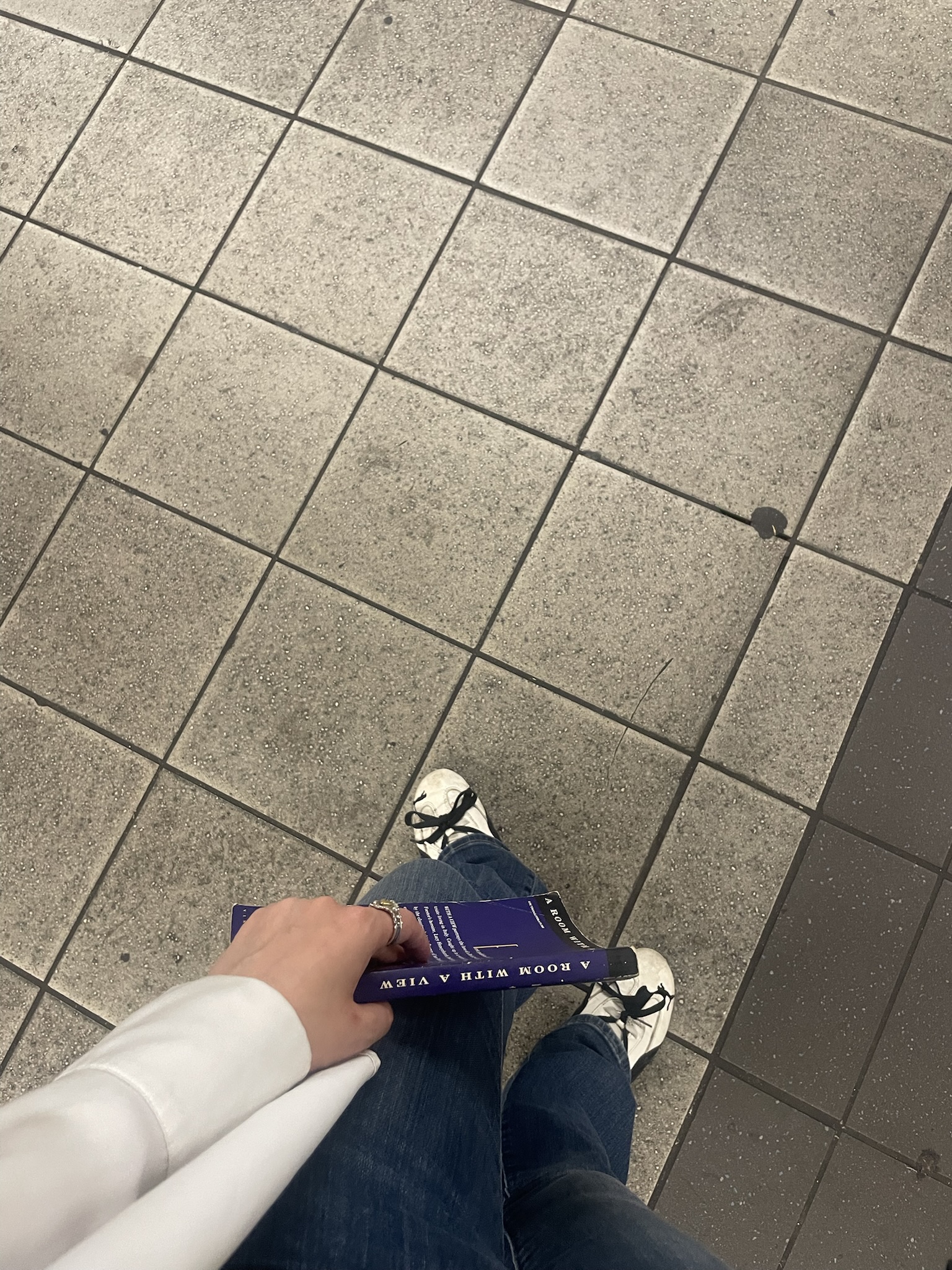 (6) trains
