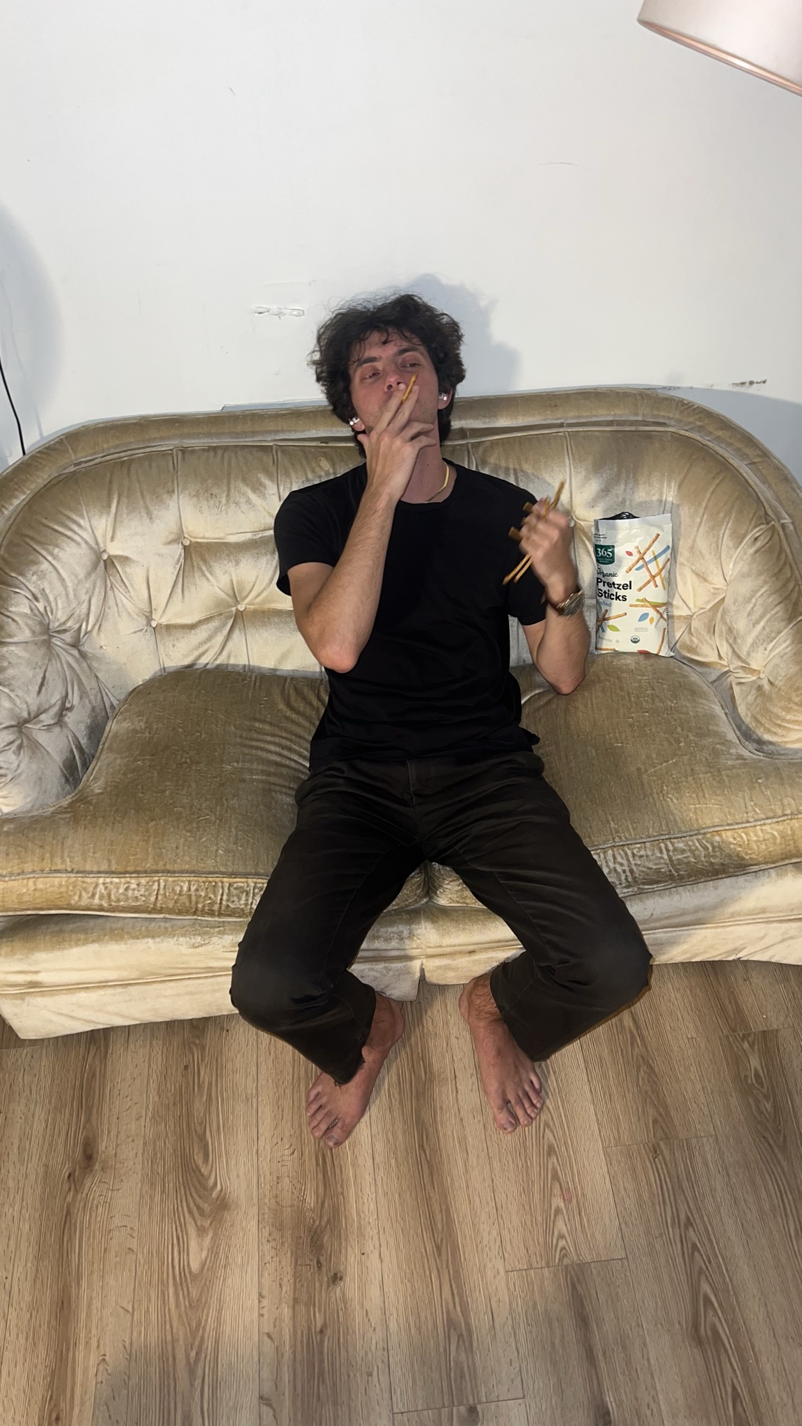 infamous pretzel shoot