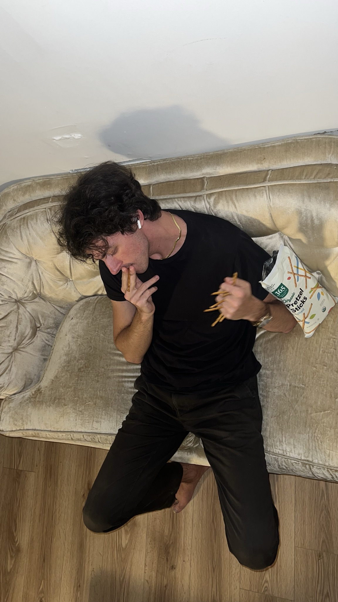 infamous pretzel shoot