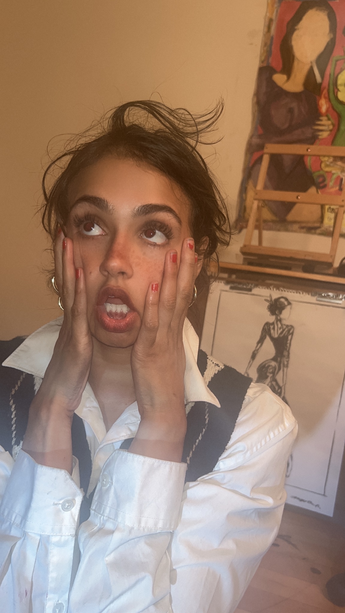 😱