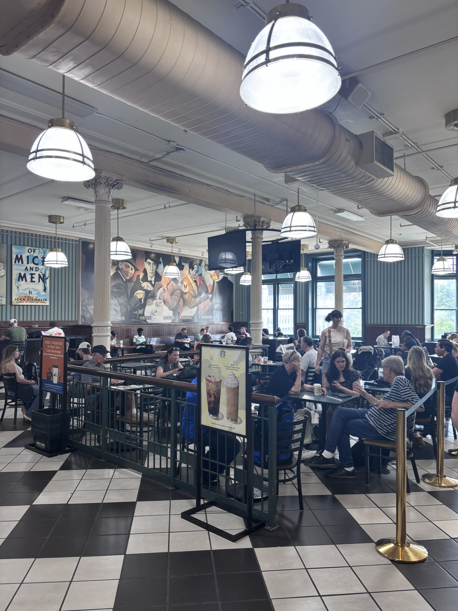 union square barnes and noble